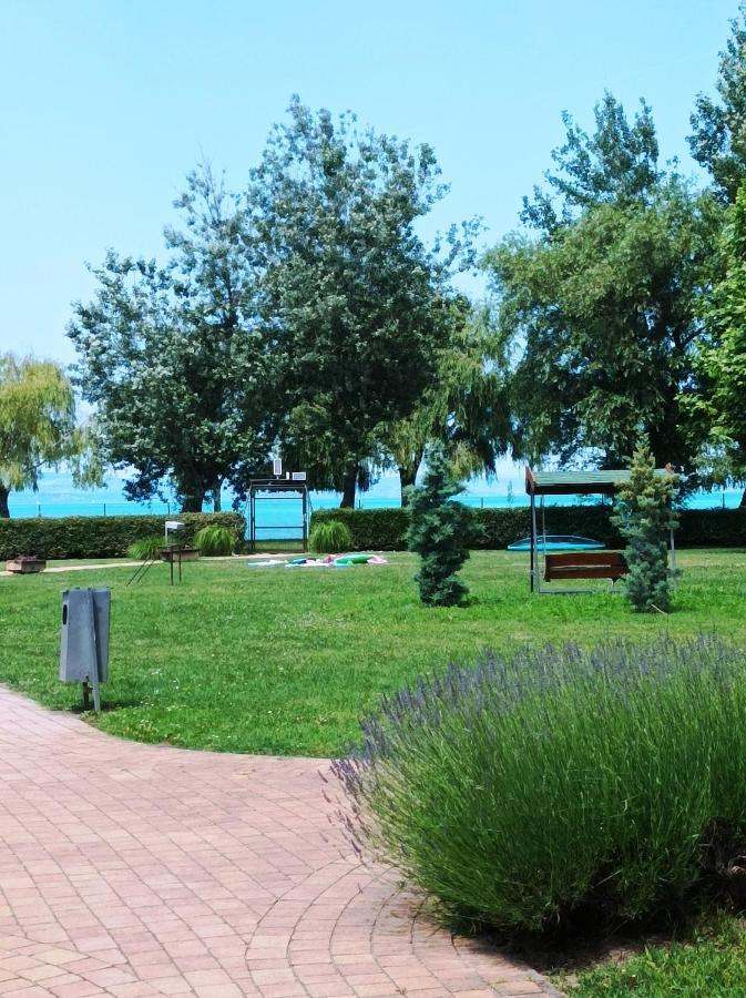 Sunrise Apartman Siófok Exterior foto